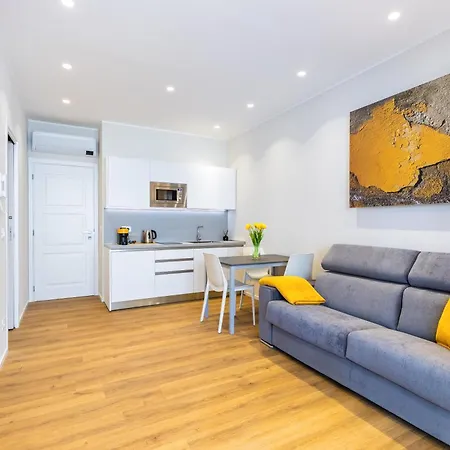 C8 Apartments Asti Esterno foto