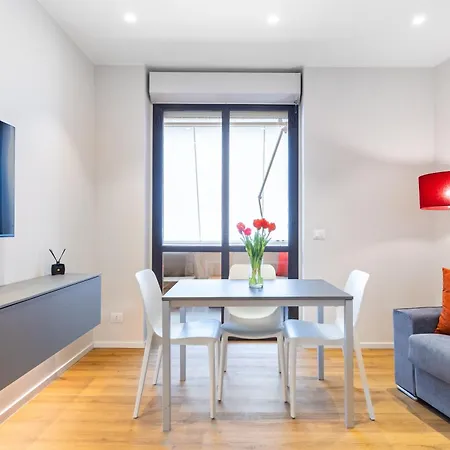 C8 Apartments Asti Esterno foto
