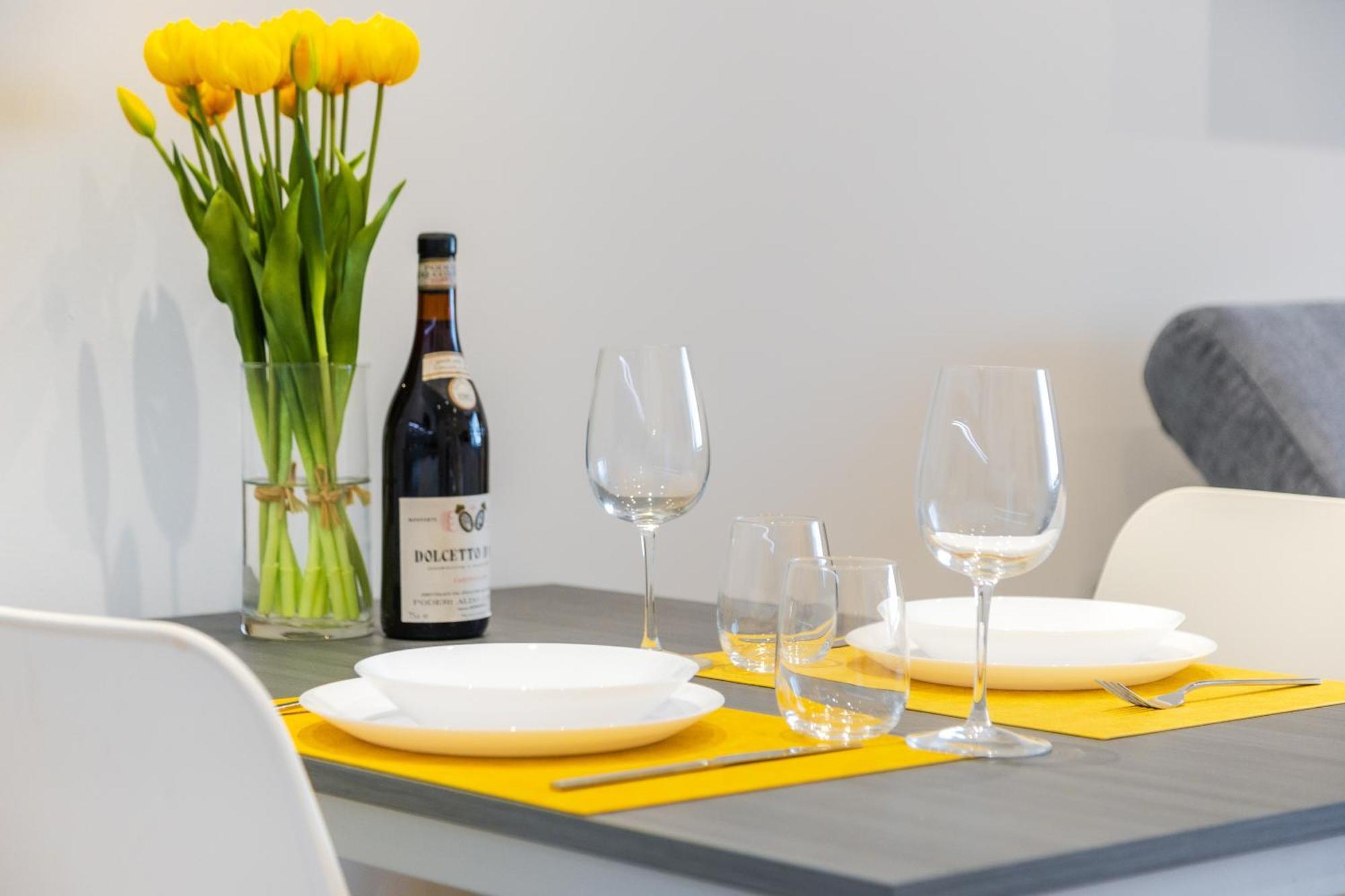 Apartment C8 *