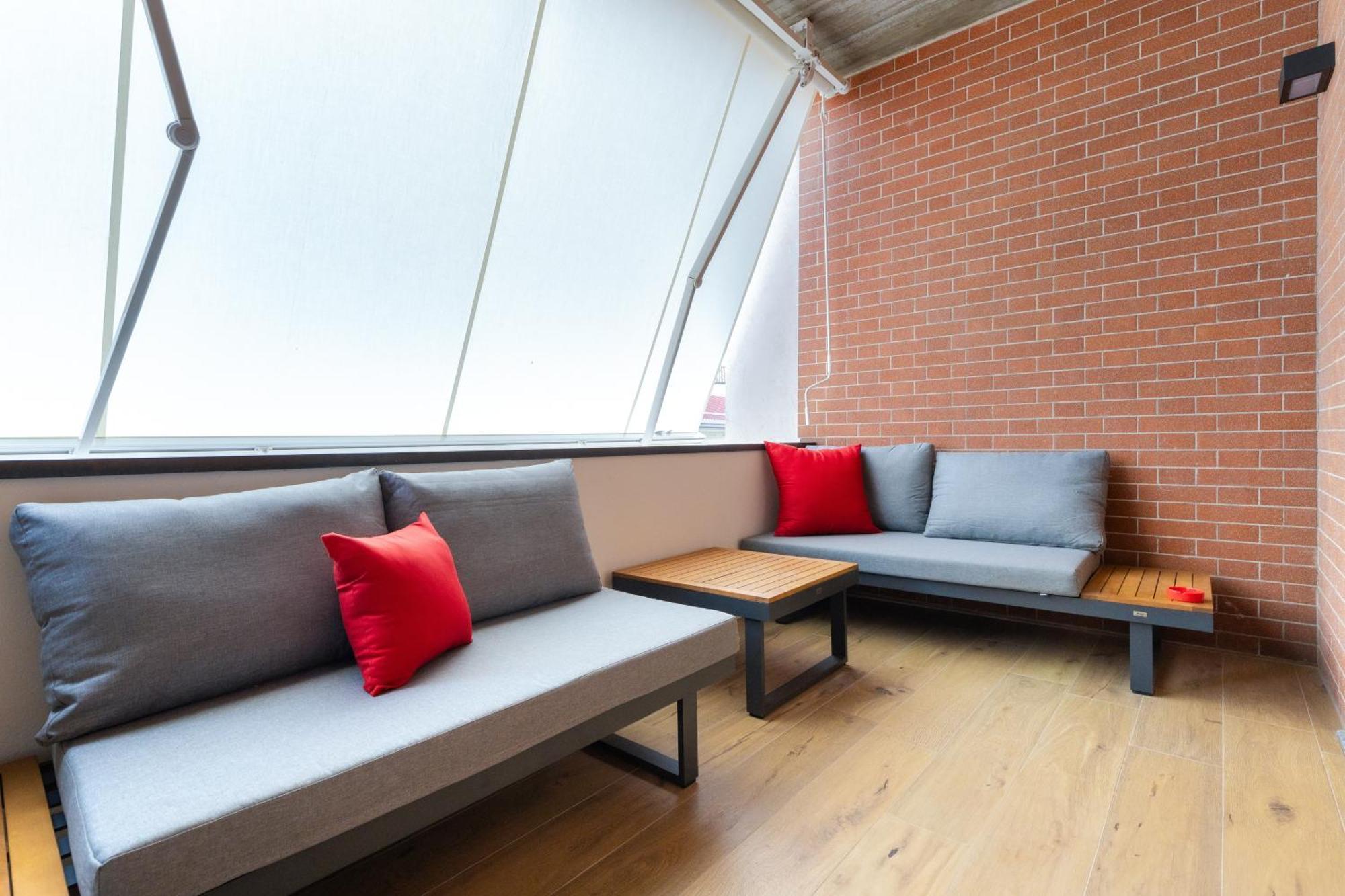 Apartment C8